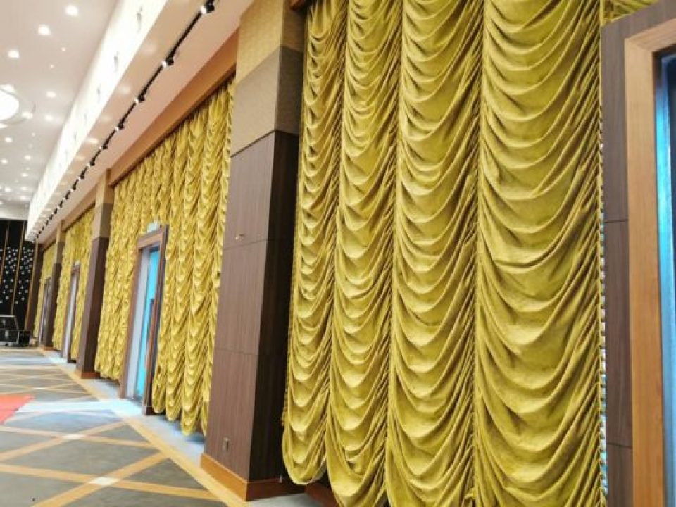 curtain7